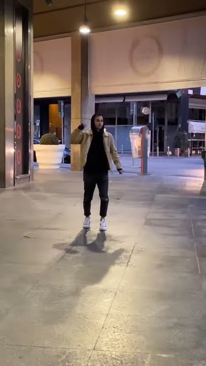 Tik Tok di Andre Schili