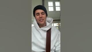 Justin Bieber-Favorite girl acoustic live