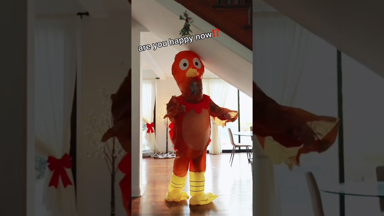 “DRESS UP FOR THANKSGIVING” IS THIS BETTER