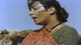 Mother India (1957) - Nagari Nagari Dvaare Dvaare Dhundhun Re Saanvariyaa