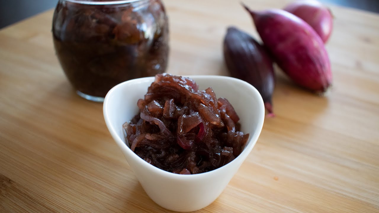 Dulceaţa de ceapă roşie, delicatesa franţuzească în bucătăriile de pe litoral