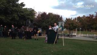 Family of Julia Niswender speaking at #emu peace rally