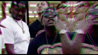 Смотреть клип Peewee Longway - Sneakin N Geekin