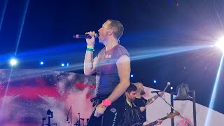 &quot;People of the Pride&quot; - Coldplay Live in Manila 2024 [4K] #MOTSWT #ColdplayInPH | trina.ph