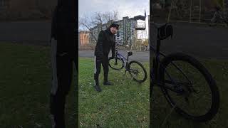Лайфхак, саморобна ПІДНІЖКА НА ВЕЛОСИПЕД за 30 секунд #shorts #велосипед #лайфхак