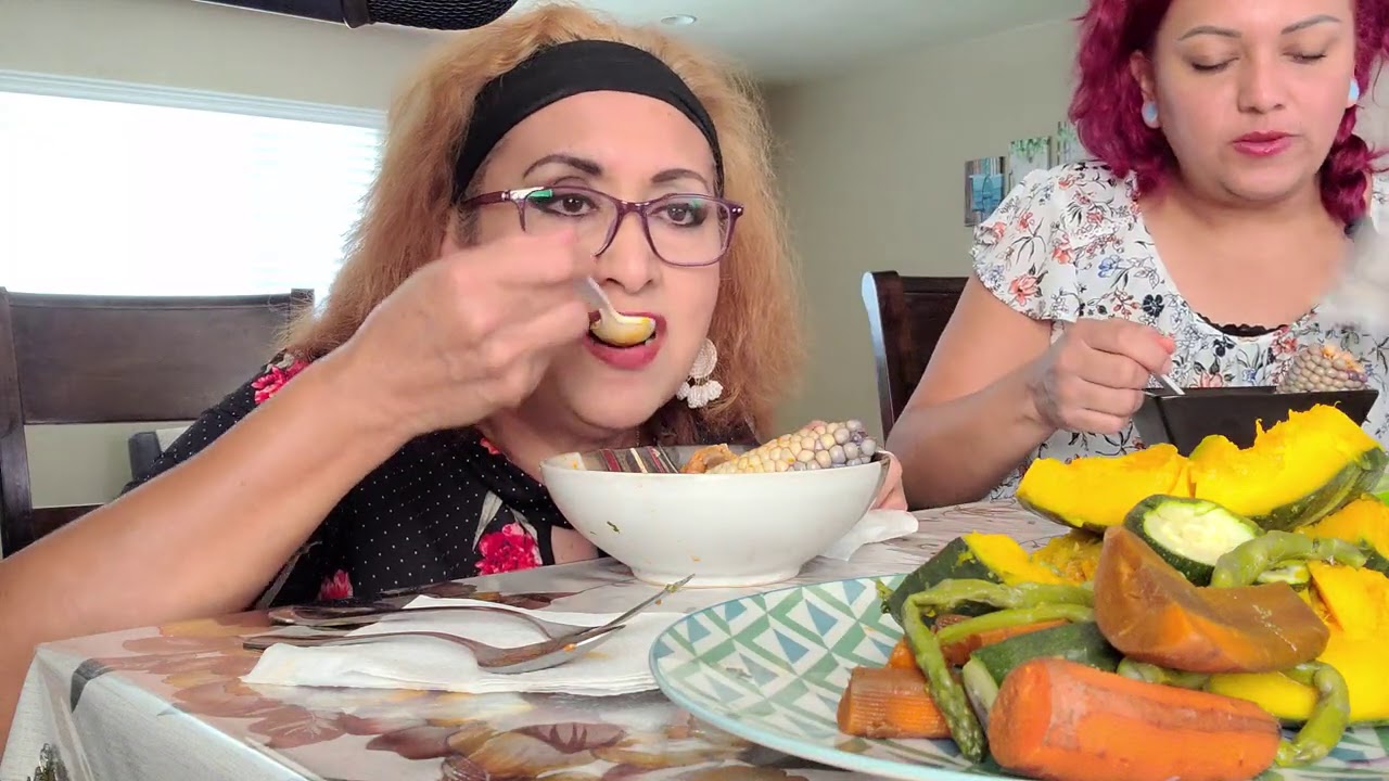 ASMR Caldo de pollo y verdura