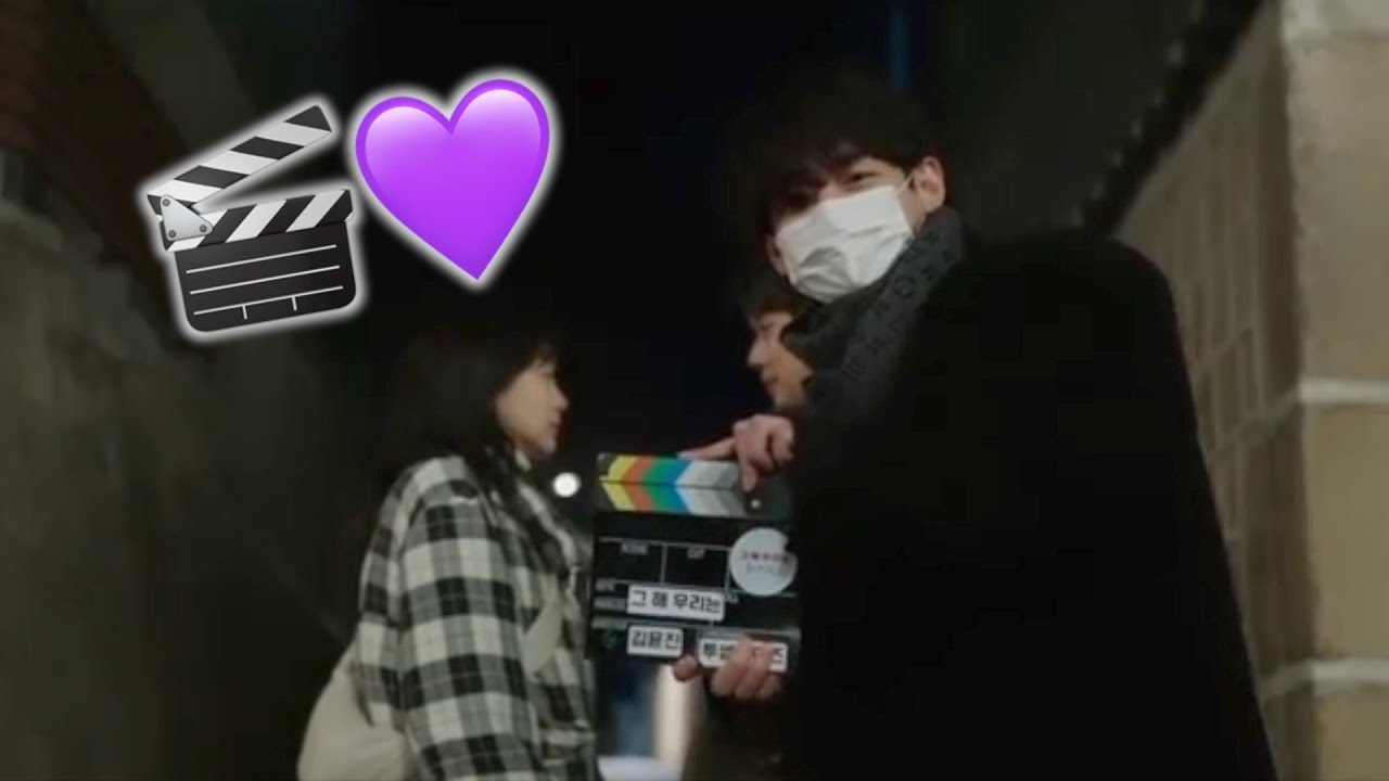 V/Taehyung directing "Our Beloved Summer"! 🎬 Christmas Tree BTS 방탄소년단