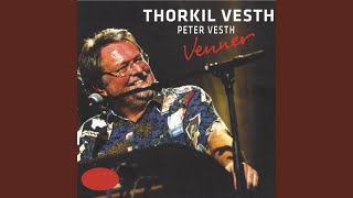 Video thumbnail of "Thorkil Vesth - En hel flaske rom"