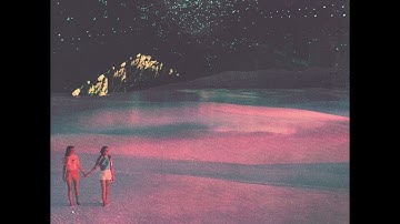 Vektroid - VGA Grid (from "Starcalc", 2011) (Official Track Upload)