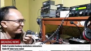 Berkomunikasi menggunakan radio JJ