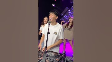 Thumbnail of 哎呀秋香姑娘，我已对你甜甜的笑容念念不忘【唐伯虎点秋香】上头了上头了 #dj枫枫 #车载u盘 #越听越上头 #热门音乐🔥