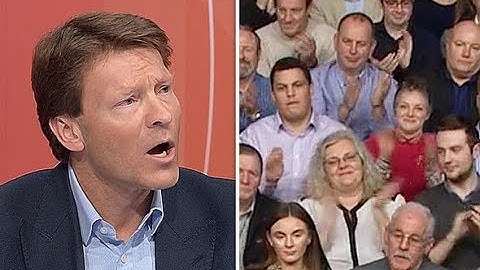 Question Time crowd erupts in THUNDEROUS APPLAUSE as Brexiteer rubbishes Treasury
