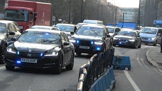 HUGE COUNTER TERRORISM CONVOY!  Unmarked Police cars responding in London