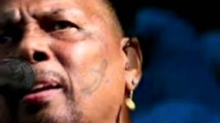 Watch Aaron Neville When A Man Loves A Woman video