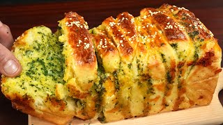 CHEESE GARLIC BUTTER BREAD! It's so good that you'll make it 2 times a week!