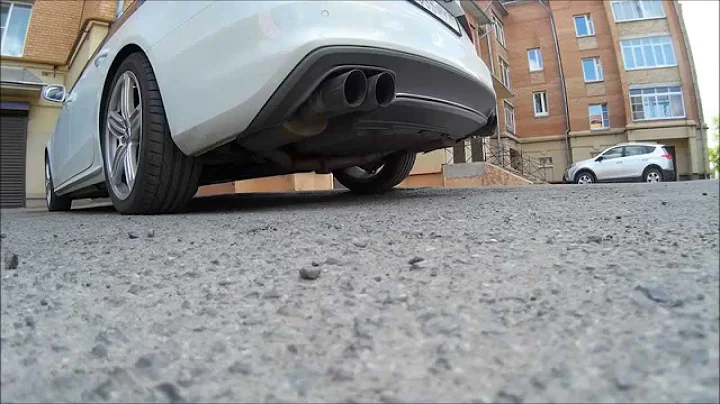 Audi A4 2.0 AWE Exhaust ( Cold start)