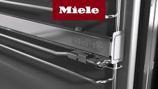 Wie baue ich die FlexiClip-Vollauszüge HCF 70-C und HFC 50 bei meinem Backofen ein und aus | Miele