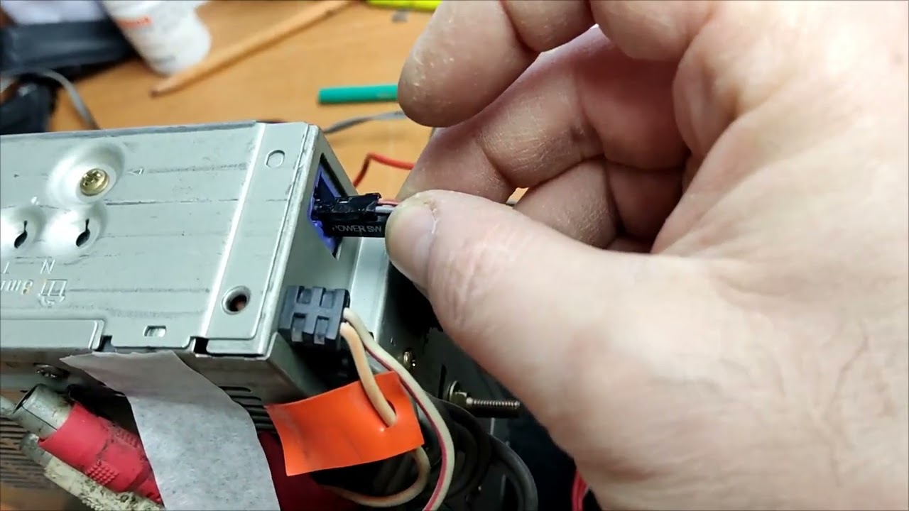 Pioneer KEH 8600R Aux'u Menüden Aktif Edip Aux Yapma