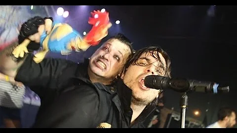 Paddy And The Rats & The Moorings - United We Stand (Sing Along) Live at Barba Negra