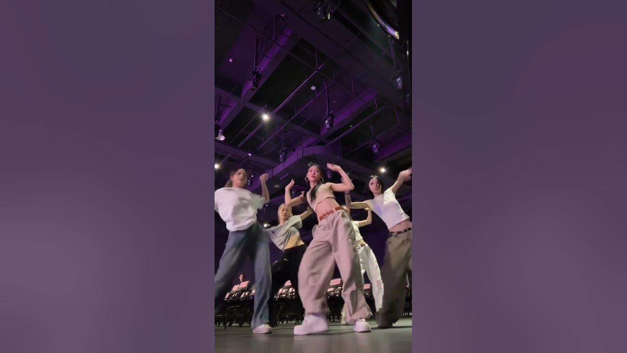 with the IE (way up) • JENNIE #Dance Cover