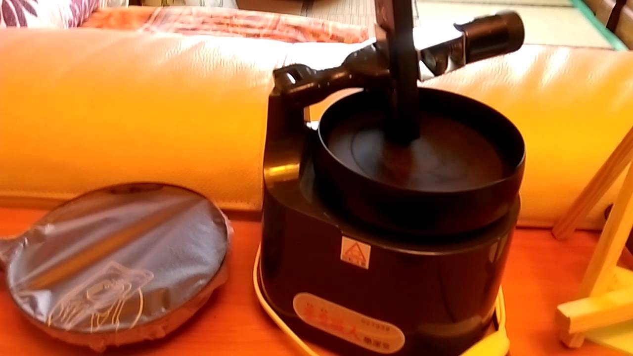 1041222寫書法的新利器---自動磨墨機 - YouTube