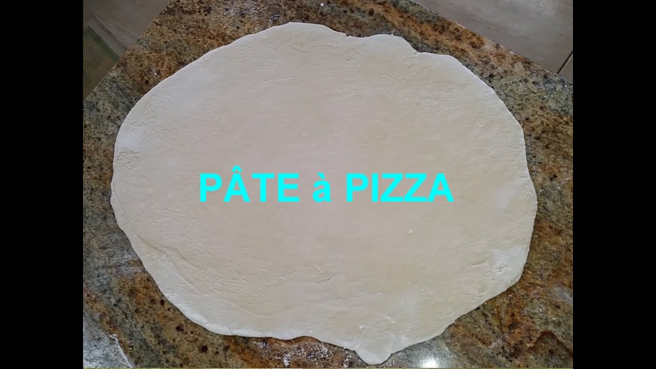 Comment faire de la pâte à pizza maison - 5 ingredients 15 minutes