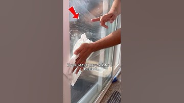 How to clean glass and avoid leaving streaks #cleaninghacks #glasscleaning #deepcleaning