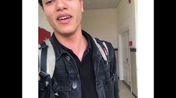 (إن الله وملائكته يصلون على النبي).القارئ رمضان الطوخي.
