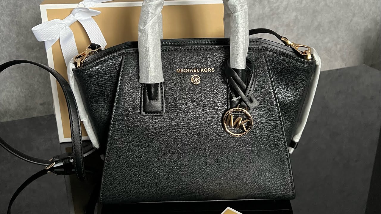 Unboxing part 2: Michael Kors Mercer Large Saffiano Leather 