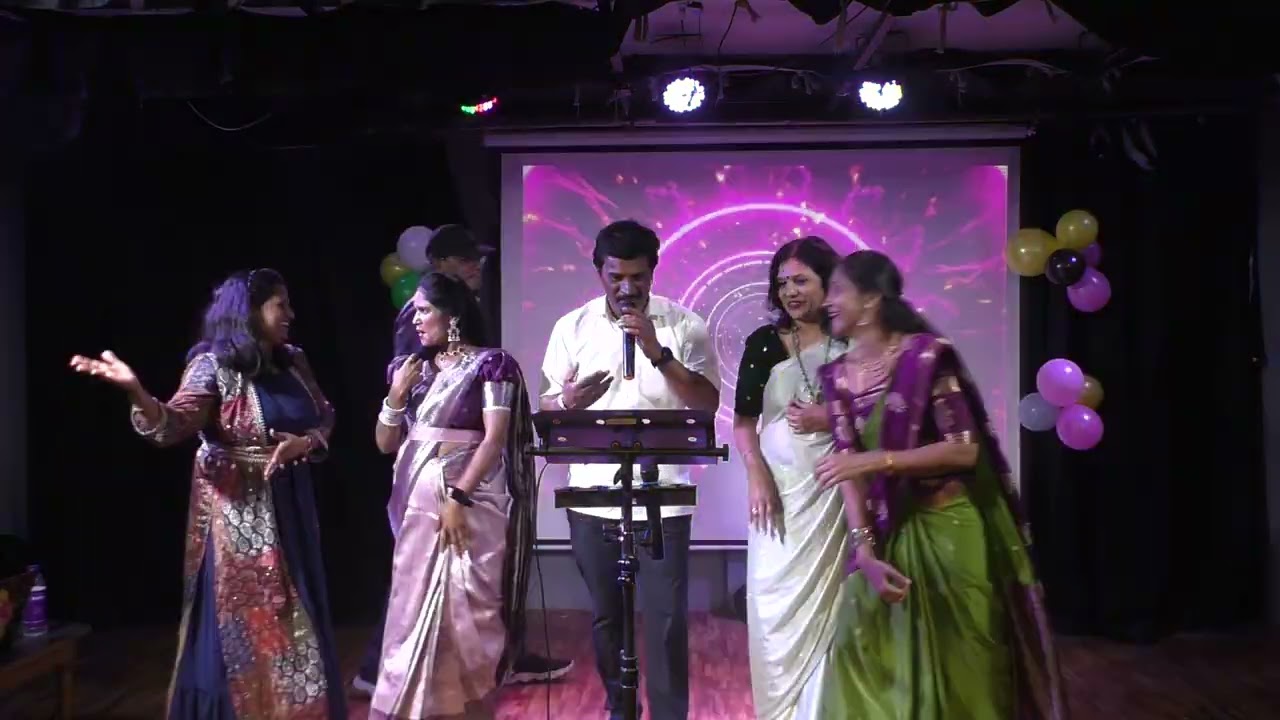 ನಯನ ತರಂಗ ಮ್ಯೂಸಿಕಲ್ಸ್, ಅರ್ಪಿಸುವ, ಕರೋಕೆ ಗಾಯನ, ಶ್ರೀಮತಿ ತುಳುಸಿ ಮತ್ತು ಶ್ರೀ ನರಸಿಂಹ ಮೂರ್ತಿ ವತಿಯಿಂದ 11.1.26.