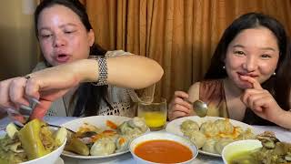 साईली र कान्छी दि ले के भन्दै हुनुहुन्छ त Gurung familyमा ? सारै मिठो गरि खाईयो pork momo साथमा सुप