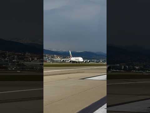 Emirates Airbus A380 taxiing to the holding point runway 04R in Nice😍 #pilot #aviation #airbus