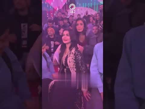 رانيا منصور تدخل وصلة رقص جريئة في لوكيشن تصوير شباب إمراة