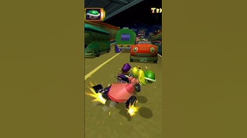 Mario Kart: Double Dash!! | What is the Wiggler Bus doing??