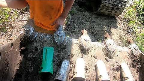 how to change the new style excavator bucket teeth