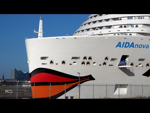 AIDAnova LNG-Powered / Auslaufen Steinwerder / Hamburg 03.05.2022