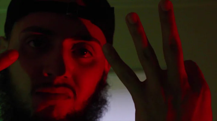 ILLA JAY X HOLLYWOOD POMPEII - "WAY DOWN"