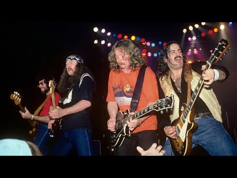 "Lookin' for a lover..." - Outlaws (There Goes Another Love Song Live)