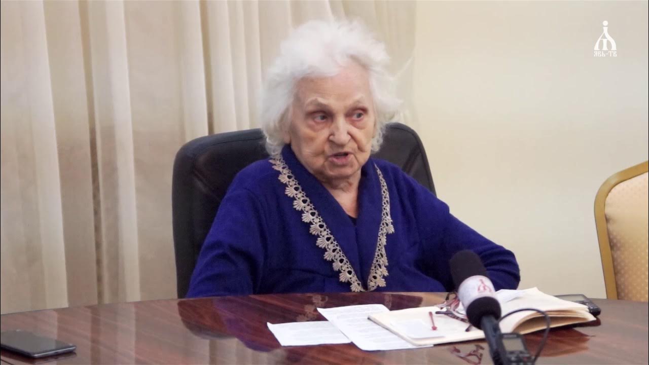 Травница Лидия Сурина о лечении аллергии и онкологии травами (2017 ...