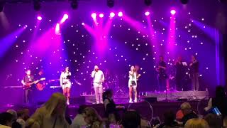 Mr Funnyman - With A Little Help From My Friends Nye 2023