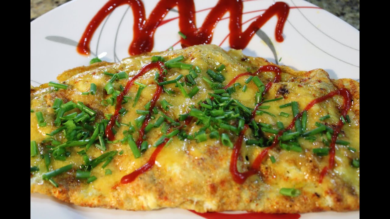 Potato stuffed omelette