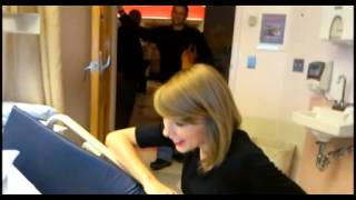 Taylor Swift makes surprise visit to Hasbro Children's Hospital