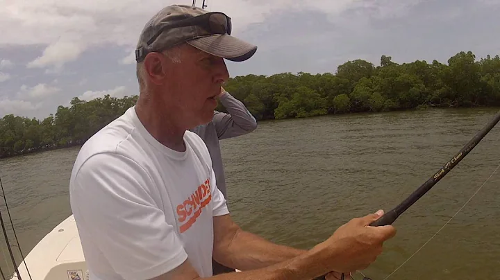 Tom Anstett Gets a Lemon Shark 6 ft  long!