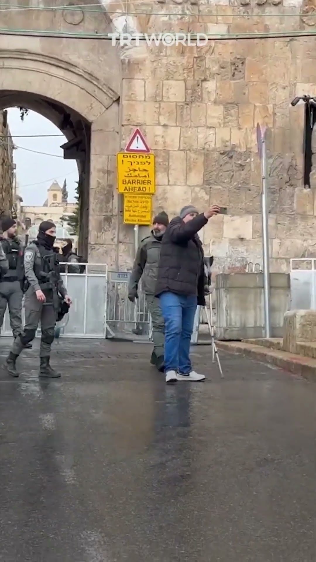 Israeli occupation assaults Palestinians en route to Al-Aqsa Mosque