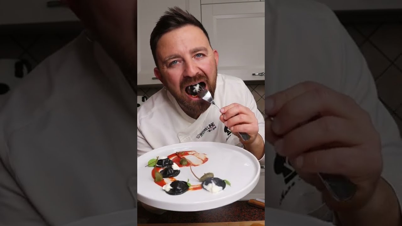 Ravioli al Nero di Seppia Ripieni di Baccalà Mantecato