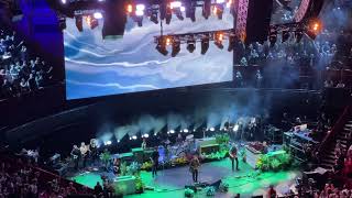 Don’t Look Back In Anger. Teenage Cancer Trust at the Royal Albert Hall.