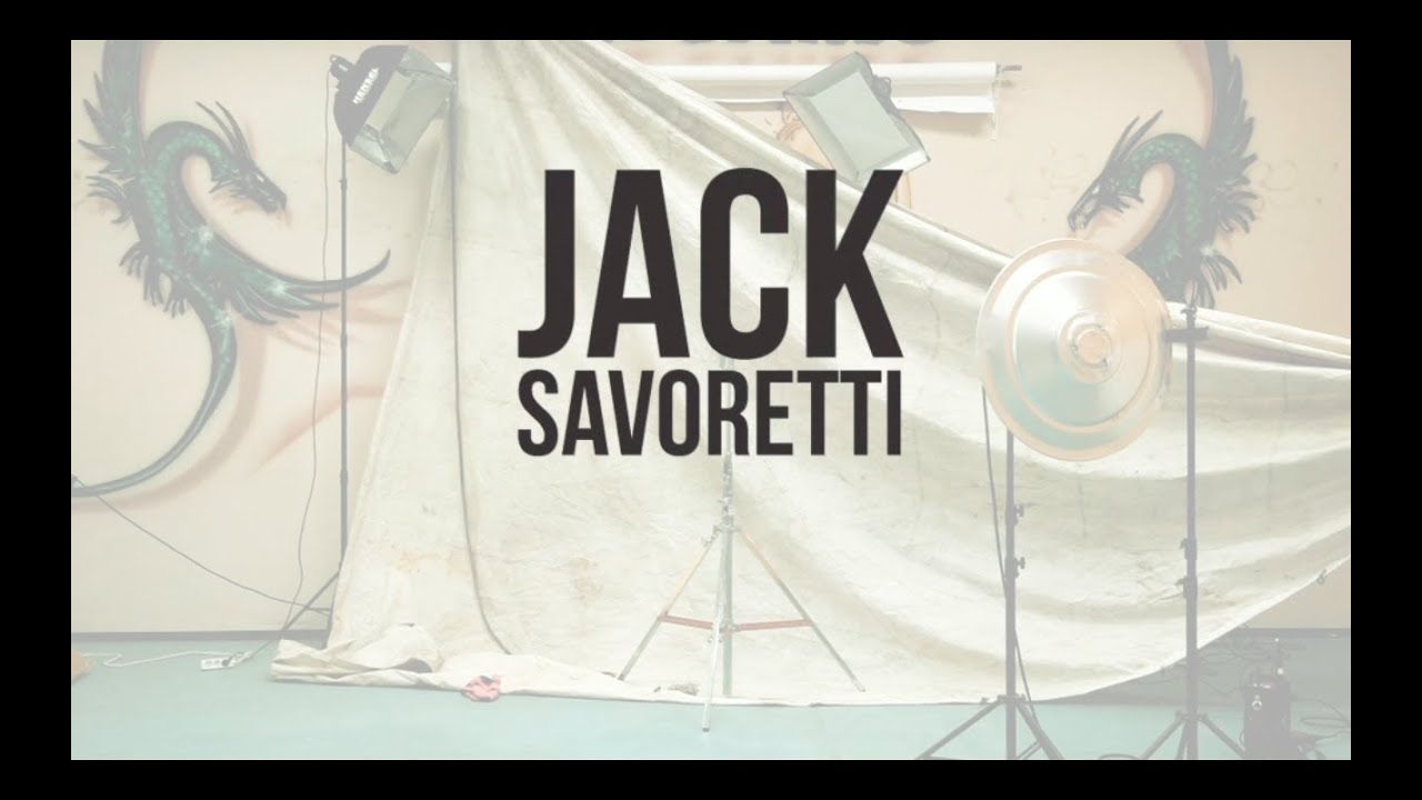 Guarda il video musicale per {trackName} di {artistName}