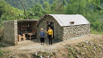 You Might not Believe it! A Young Woman Built a House for an 80-year-old Homeless Woman | @sinhmy118