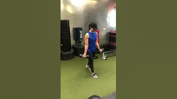 Alt curtsy lunges with bicep curls