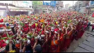 करौली में शिव महापुराण यज्ञ पर निकली मनमोहक कलश यात्रा 1100 से अधिक महिलाओं ने लिया भाग